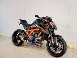 
										2020 KTM 1290 Super Duke R full									