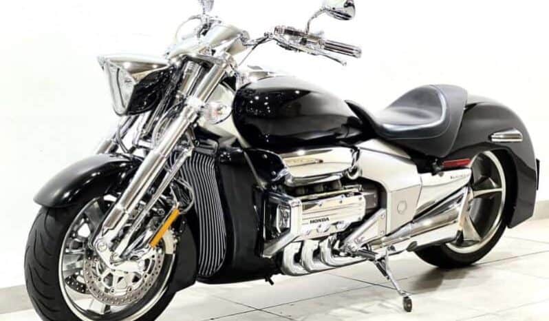 
								2004 Honda Valkyrie Rune 1800 full									