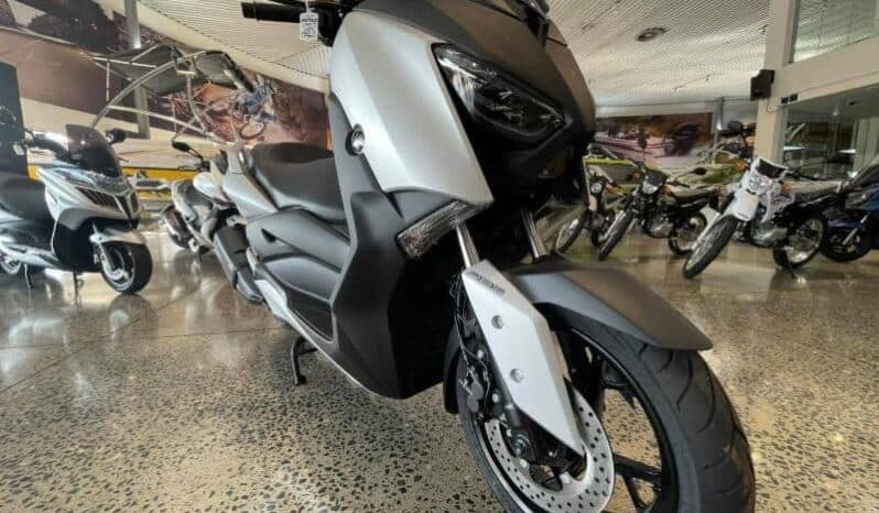 
								2022 Yamaha XMAX 300 (CZD300A) full									