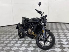 2022 Husqvarna SVARTPILEN 701