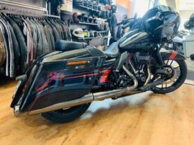 2018 Harley-Davidson CVO Road Glide 117 (FLTRXSE)